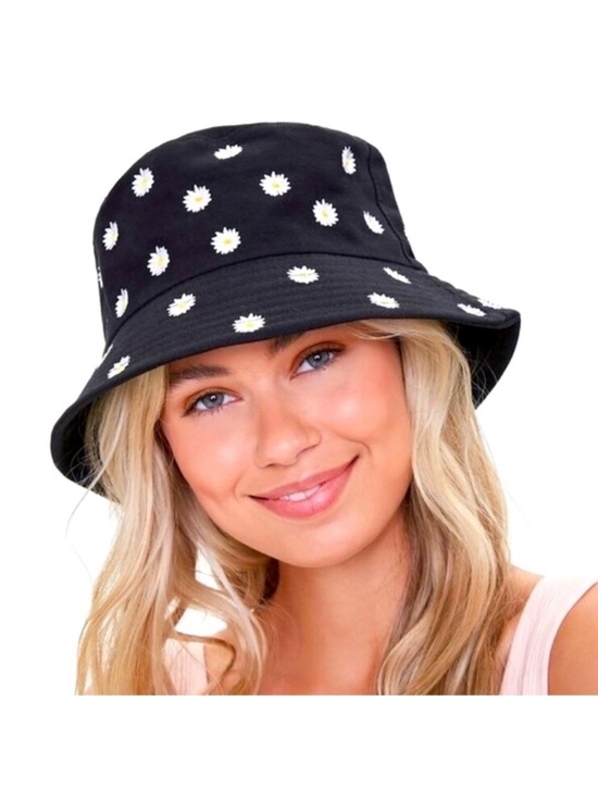 Alice + Olivia Accessories - NWT Alice + Olivia Black Daisy Bucket Hat